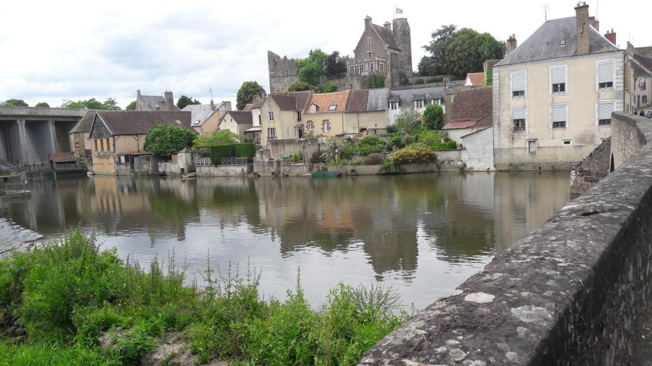 Suite Sainte Anne Beaumont-sur-Sarthe Екстериор снимка